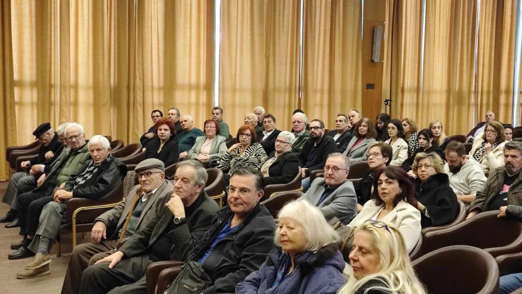ΚΑΣΤΑΝΙΩΤΕΣ 2