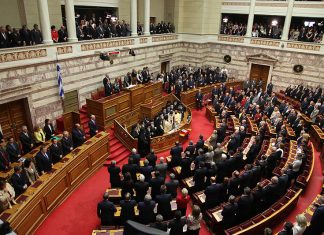 Αίσθημα ανασφάλειας στα χωριά της Δυτικής Ευρυτανίας 800px greek parliament swearing in ceremony 2009oct14