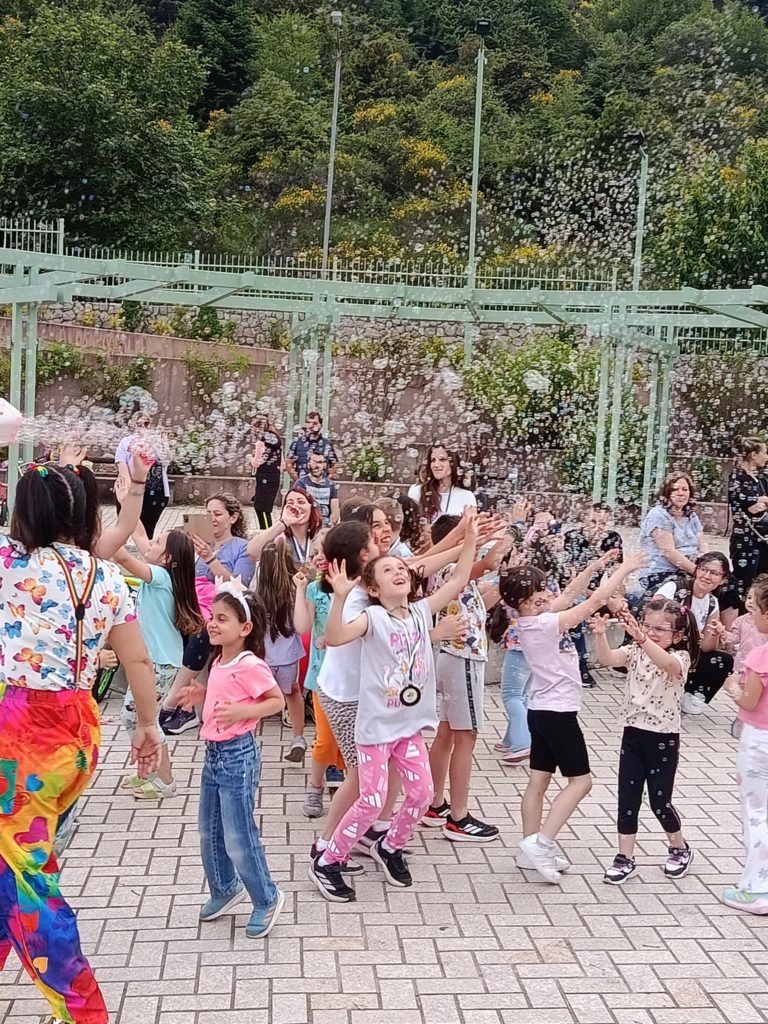 inbound4049541857967009348