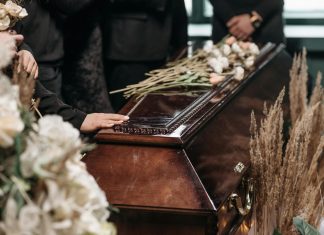 Επιστροφή τέλους ταφής, ύψους 70 εκ. ευρώ σε 233 δήμους pexels pavel danilyuk 7317916