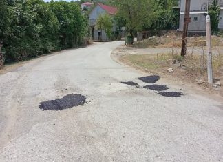 ΤΟ ΤΡΙΤΟ ΜΑΤΙ sknjkbj