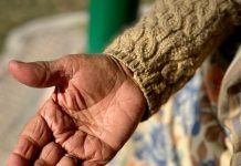 Νέο Κέντρο Ημερήσιας Φροντίδας Ηλικιωμένων στον Δήμο Καρπενησίου pexels nishantaneja 15293752 696x928 1