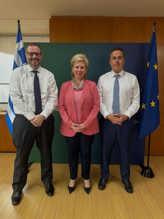 Τζινα Οικονομου Τζινα Οικονομου