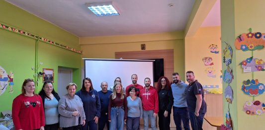 Σεμινάριο Πρώτων Βοηθειών & χρήσης απινιδωτή για το προσωπικό των ΚΔΑΠ ΣΕΜΙΝΑΡΙΟ ΒΟΗΘΕΙΩΝ