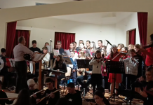 Συγκινητική Χριστουγεννιάτικη Εκδήλωση της Ιεράς Μητροπόλεως Καρπενησίου screenshot 2025 12 07 181254