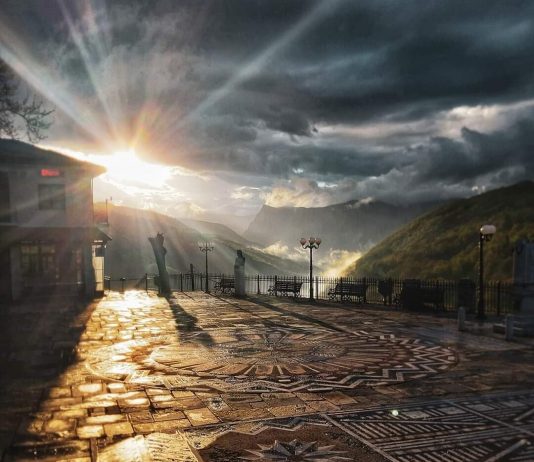 Πράσινο φως για την ανάπλαση – Κινδυνεύει ένα στολίδι της Φουρνάς ΠΛΑΤΕΙΑ ΦΟΥΡΝΑΣ