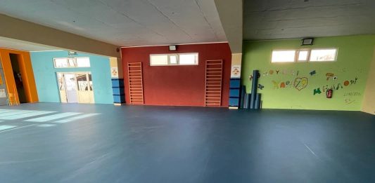 Νέο Αθλητικό Δάπεδο για το 3ο Δημοτικό Σχολείο Καρπενησίου Νέο Αθλητικό Δάπεδο για το 3ο Δημοτικό Σχολείο Καρπενησίου2