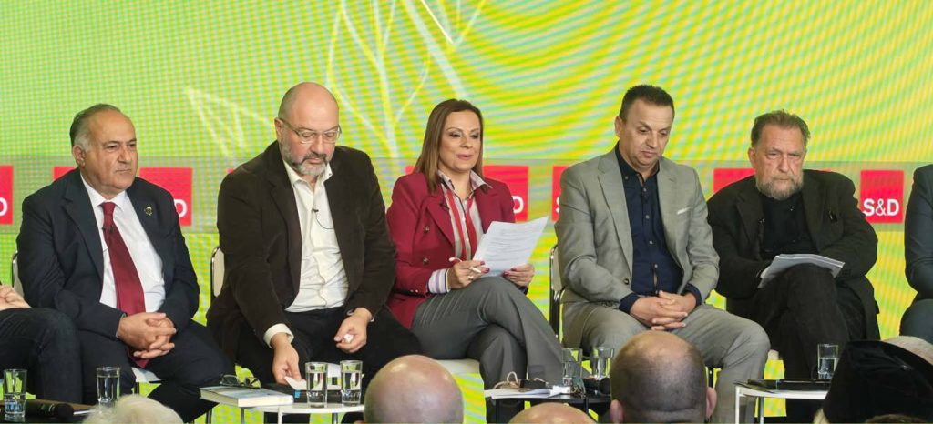 Στο πάνελ της συζήτησης