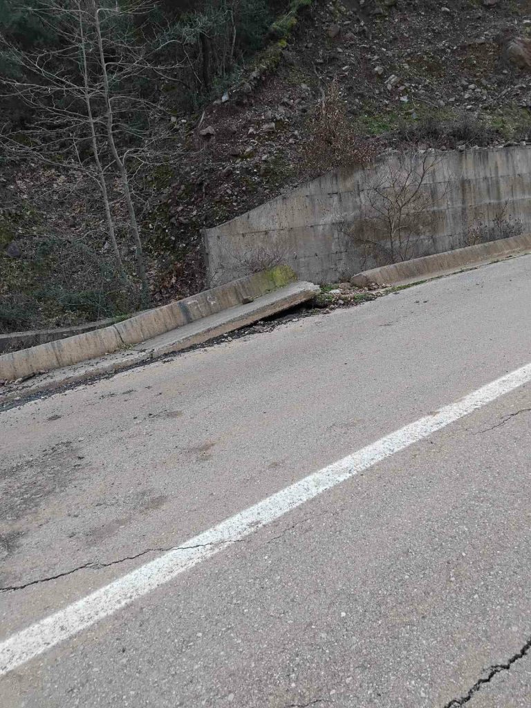 δρομος αγραφα4 copy