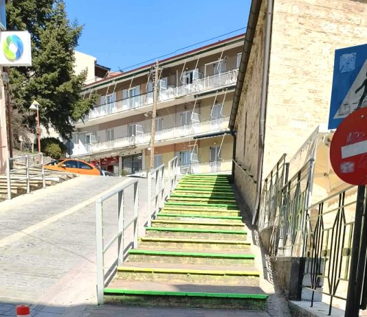 σκαλα ναος copy