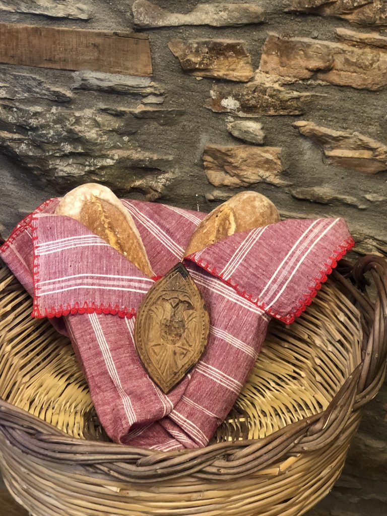 ΓΚΟΥΡΚΟΥΝΑ 1