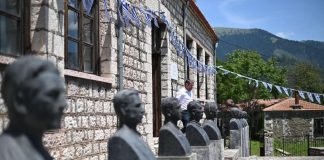 ανδρουλακης 4