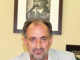 καραμπας 696x778