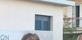 Η Θήβα τίμησε τη Χάρις Αλεξίου σε μια βραδιά γεμάτη μουσική και συγκίνηση xaris