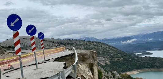 Στο Μικροσκόπιο της Βουλής ο δρόμος στην Αλευράδα και τα Προβλήματα Υποδομών στην Πρασιά Ευρυτανίας ΑΛΕΥΡΑΔΑ