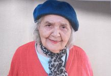 Φανή Δασκαλοπούλου ΠΡΟΦΙΛ Αντιγραφή