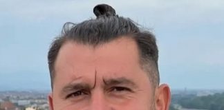 προφιλ