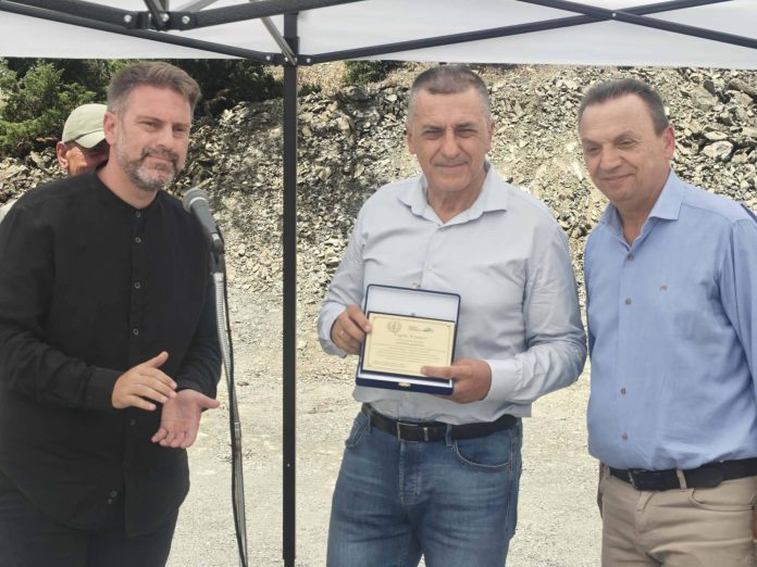 ΚΟΥΡΕΤΑΣ ΚΟΥΡΕΤΑΣ