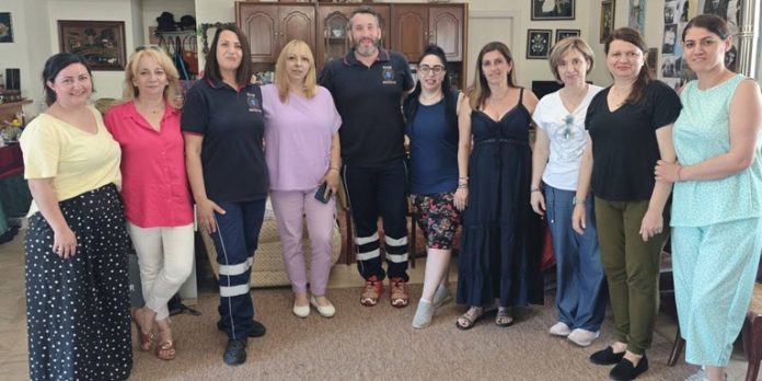 ΣΥΛΛΟΓΟΣ ΓΥΝΑΙΚΩΝ ΠΡΩΤΕΣ ΒΟΗΘΕΙΕΣ ΣΥΛΛΟΓΟΣ ΓΥΝΑΙΚΩΝ ΠΡΩΤΕΣ ΒΟΗΘΕΙΕΣ